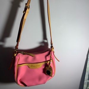 Pink vintage Dooney & Bourke cross body bag